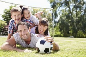 familia juegos balon hijos- antes