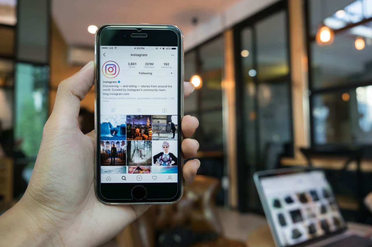 Confirma las razones para borrar a tu ex de redes sociales