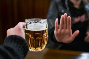 razones-dejar-alcohol- tomar alcohol-beber alcohol