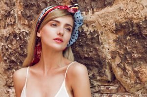 accesorios-usar-cabello mujer admirada-contigo misma amarte más accesorios esenciales Wendy usando necesitas enrede