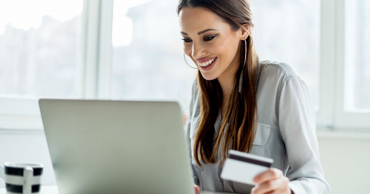 Las nuevas generaciones compran en línea, pero les da miedo ir a la tienda