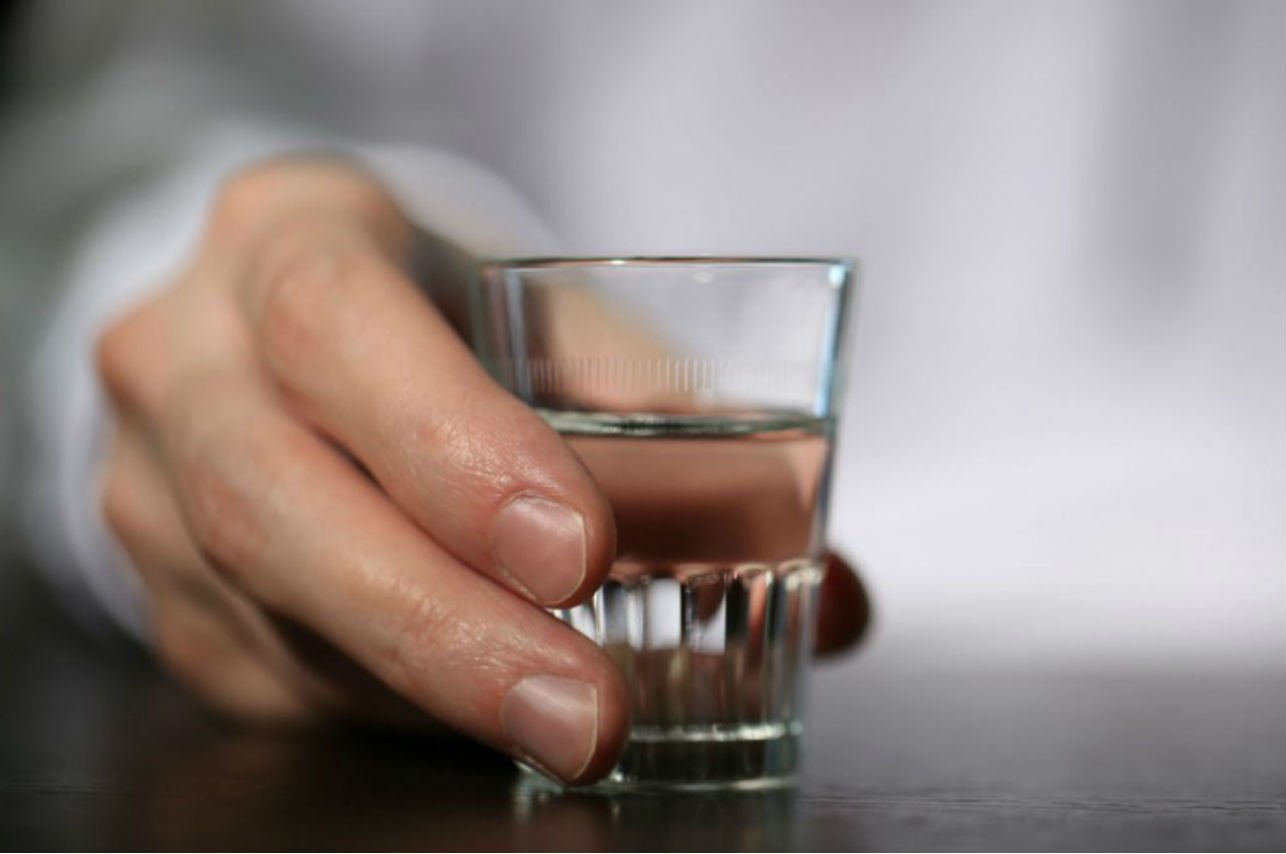 10 consejos para beber mezcal como toda una experta